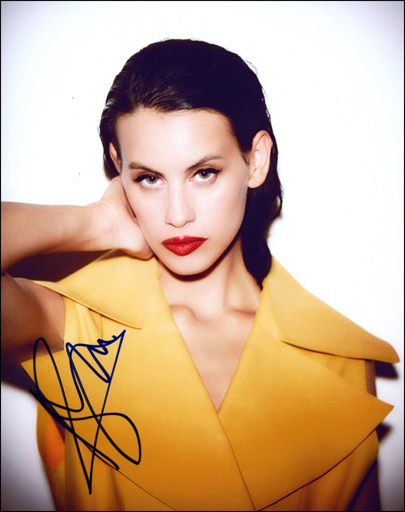 Milena Smit Signed 8x10 Photo - Video Proof