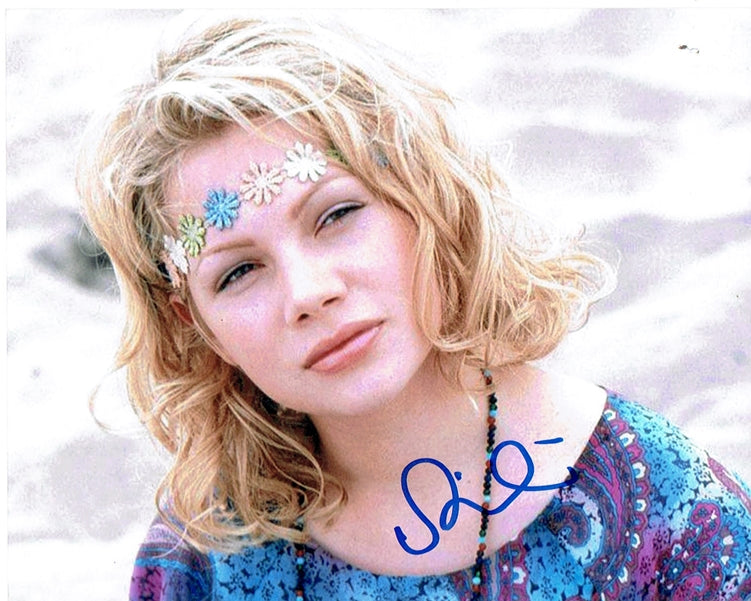 Michelle Williams Signed 8x10 Photo