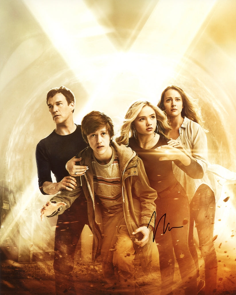 Natalie Alyn Lind Signed 8x10 Photo - Video Proof