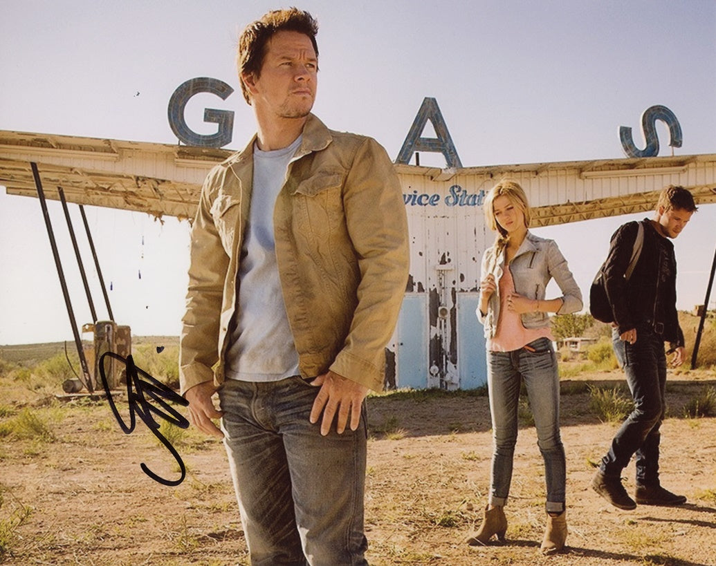 Nicola Peltz Signed 8x10 Photo - Video Proof