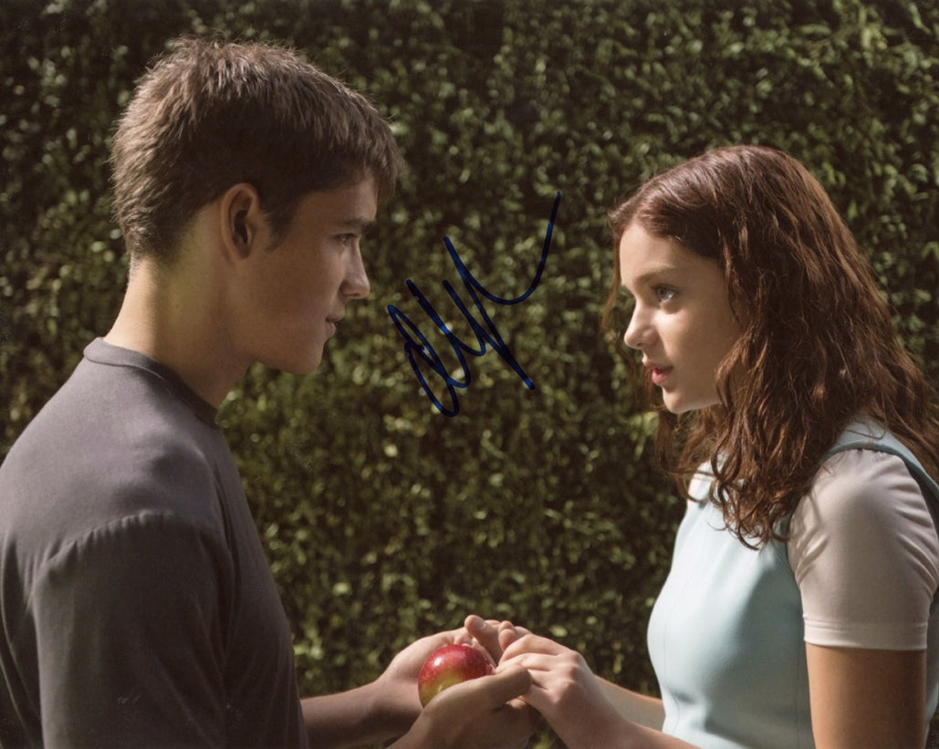 Odeya Rush Signed 8x10 Photo