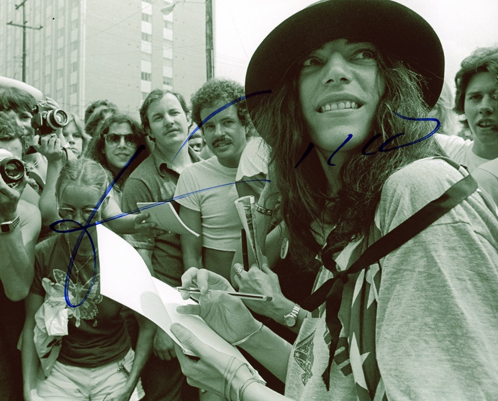 Patti Smith Signed 8x10 Photo