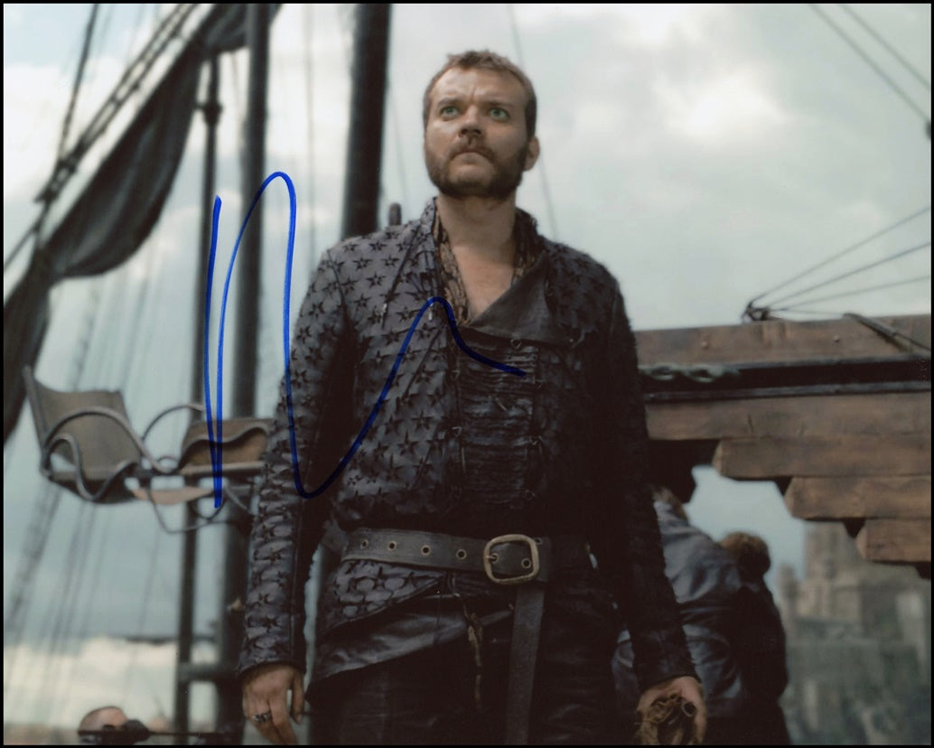 Pilou Asbaek Signed 8x10 Photo - Video Proof