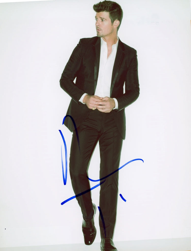 Robin Thicke Signed 8x10 Photo