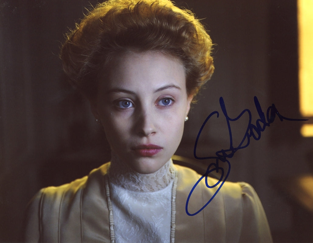 Sarah Gadon Signed 8x10 Photo - Video Proof