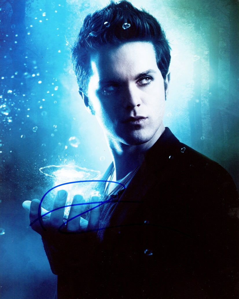 Thomas Dekker Signed 8x10 Photo - Video Proof