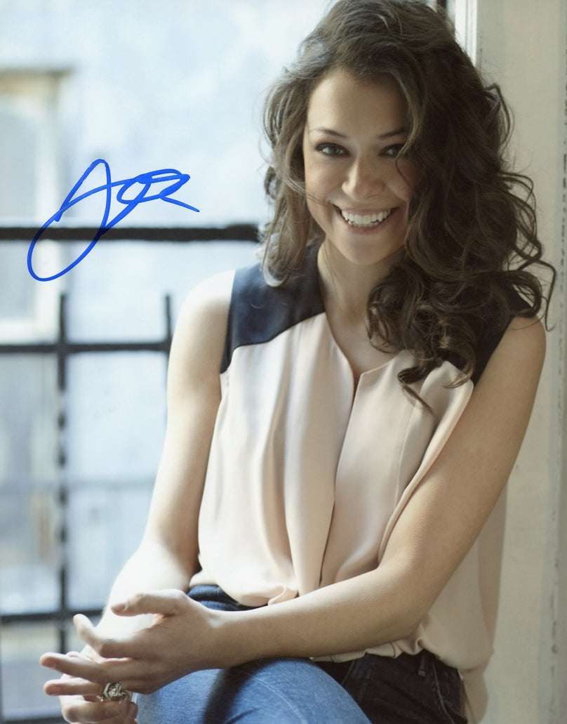 Tatiana Maslany Signed 8x10 Photo