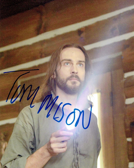 Tom Mison Signed 8x10 Photo