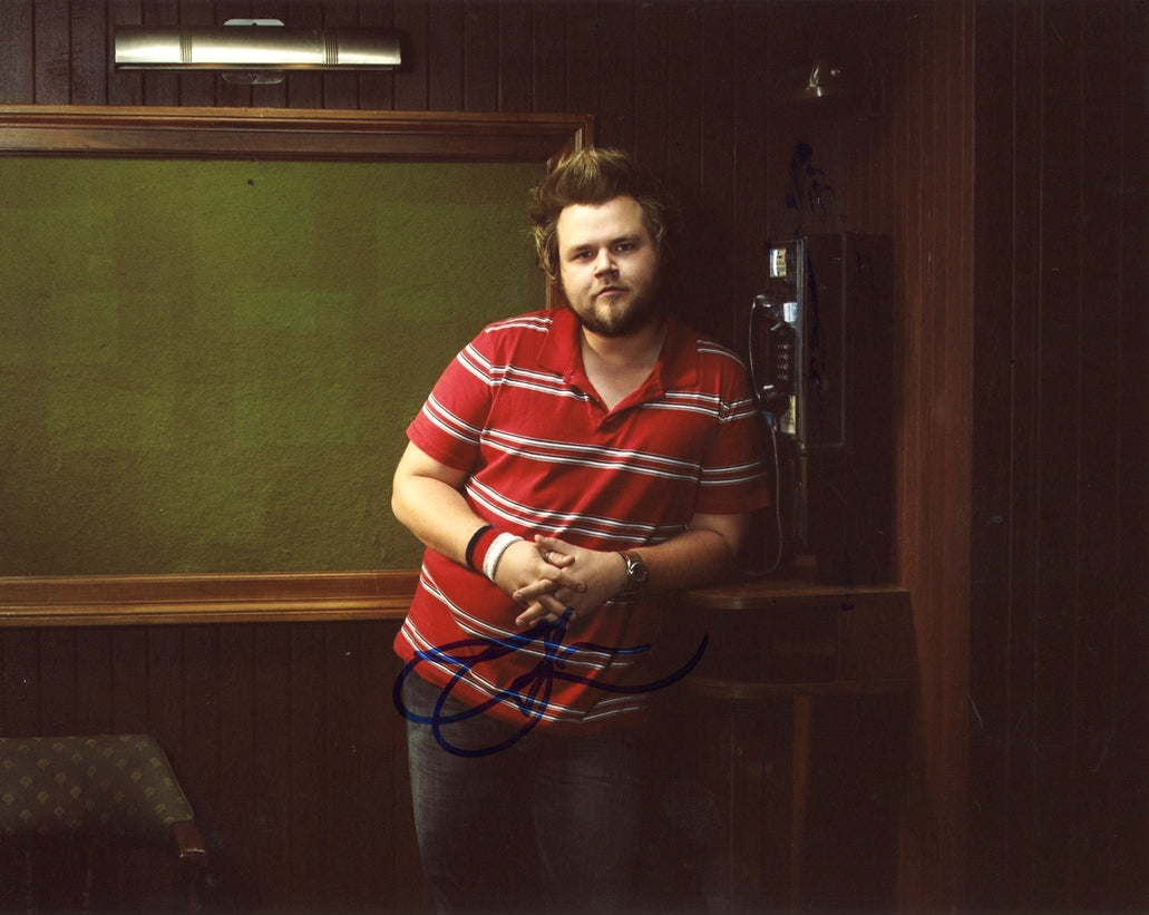 Tyler Labine Signed 8x10 Photo - Video Proof