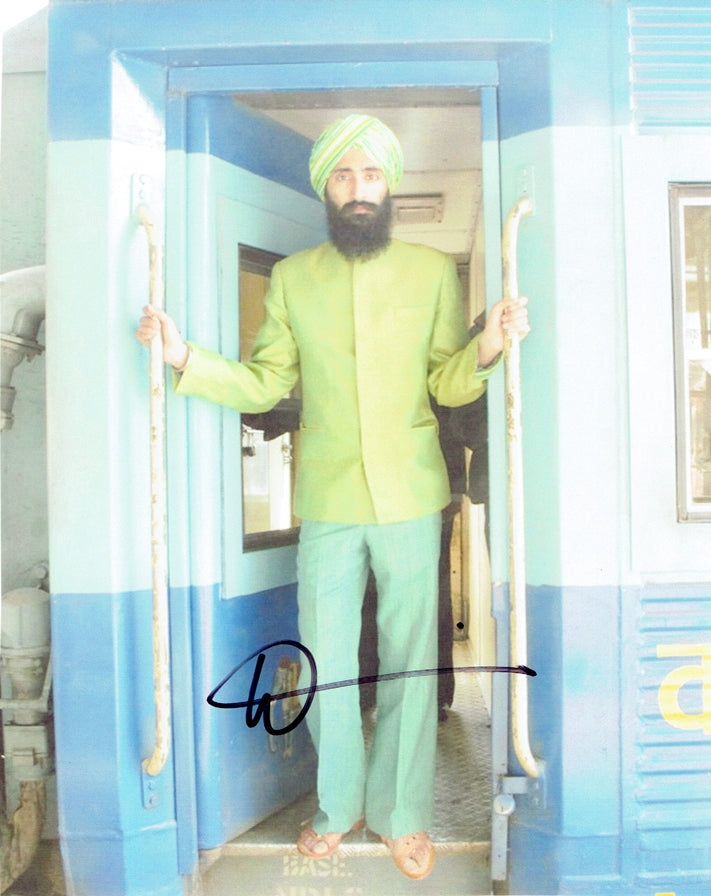 Waris Ahluwalia Signed 8x10 Photo