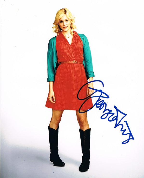 Georgia King Signed 8x10 Photo - Video Proof