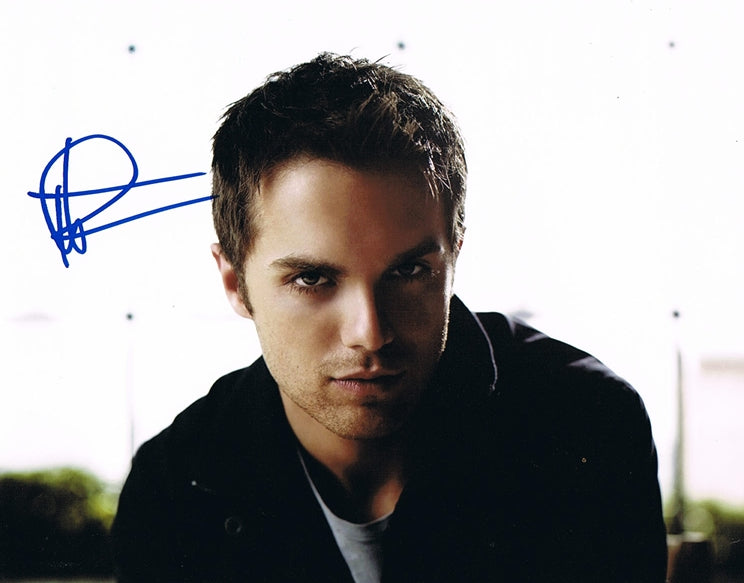 Thomas Dekker Signed 8x10 Photo - Video Proof