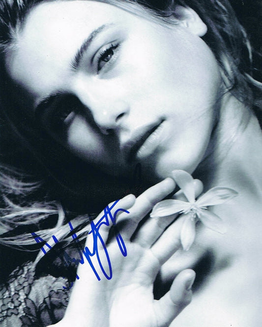 Dree Hemingway Signed 8x10 Photo - Video Proof
