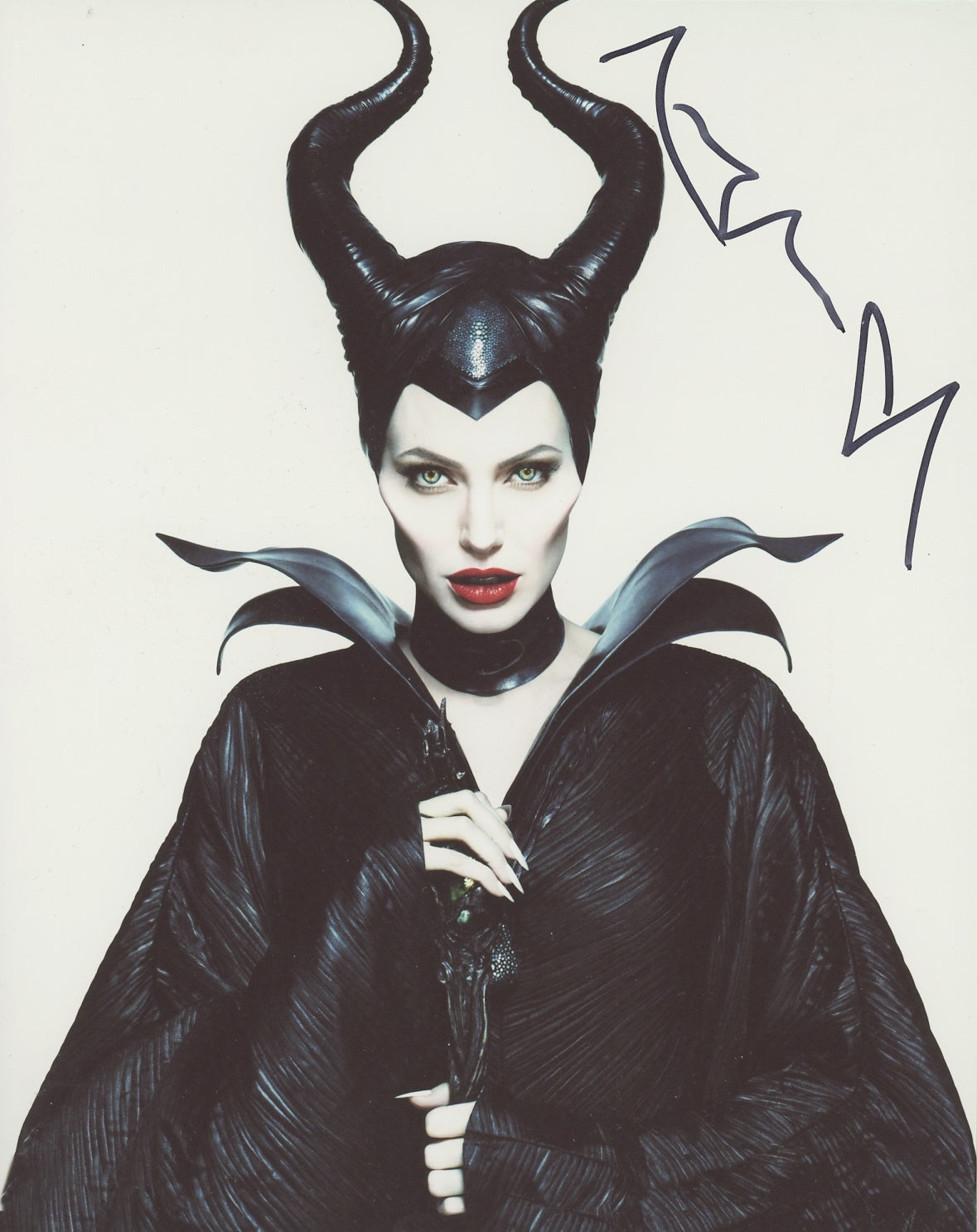 Angelina Jolie Signed 8x10 Photo