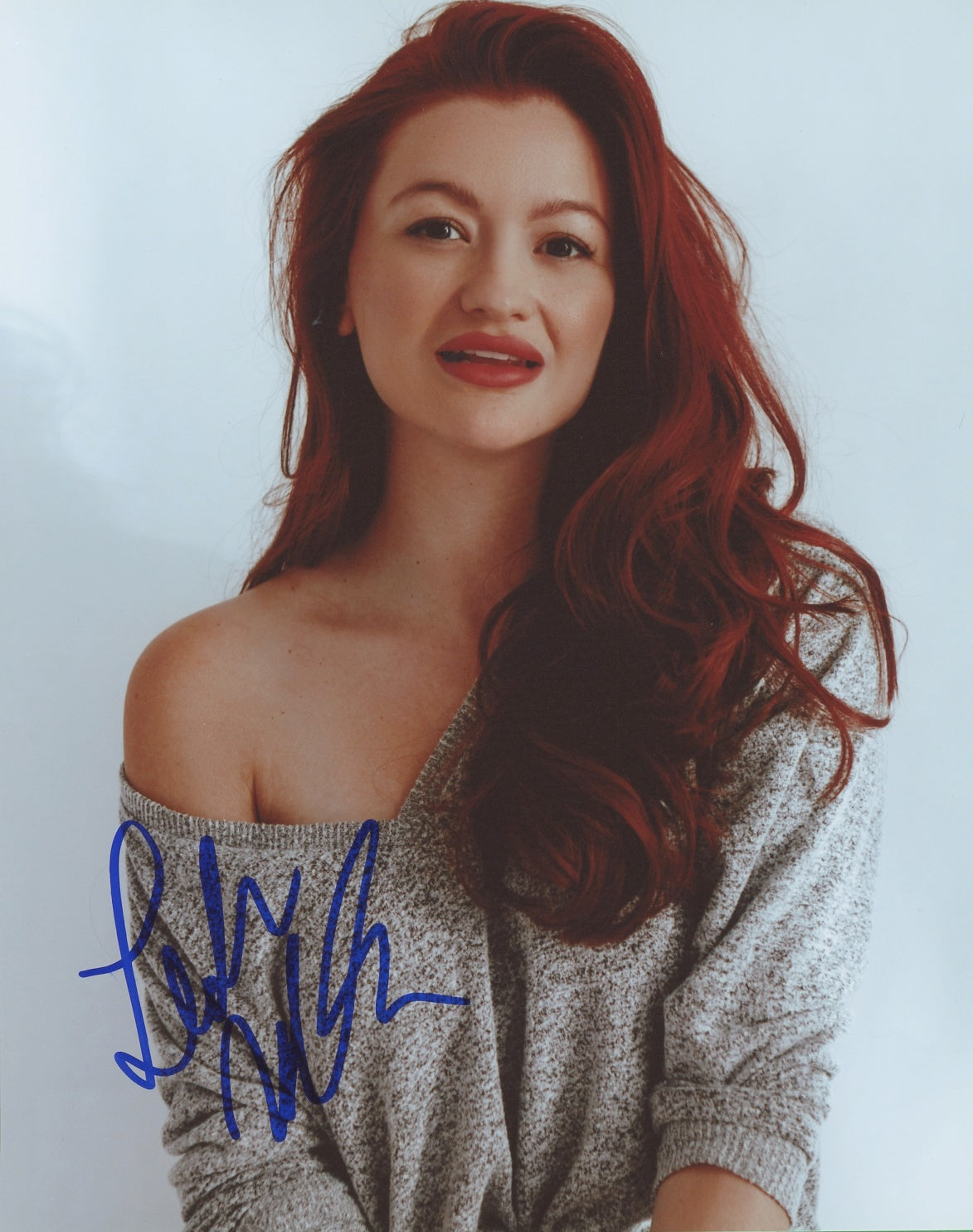 Leah McKendrick Signed 8x10 Photo