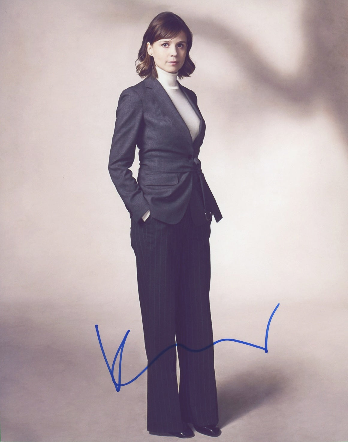 Katja Herbers Signed 8x10 Photo