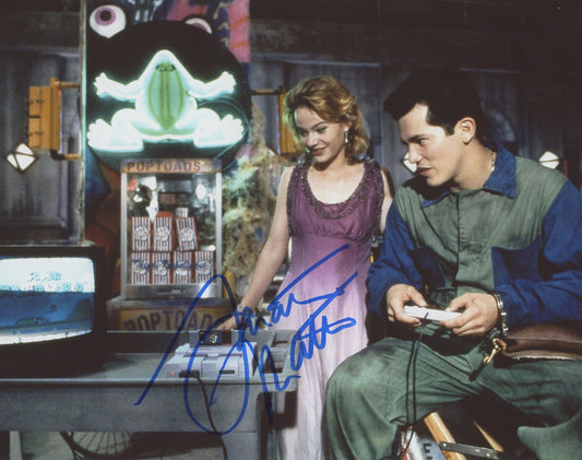 Samantha Mathis Signed 8x10 Photo