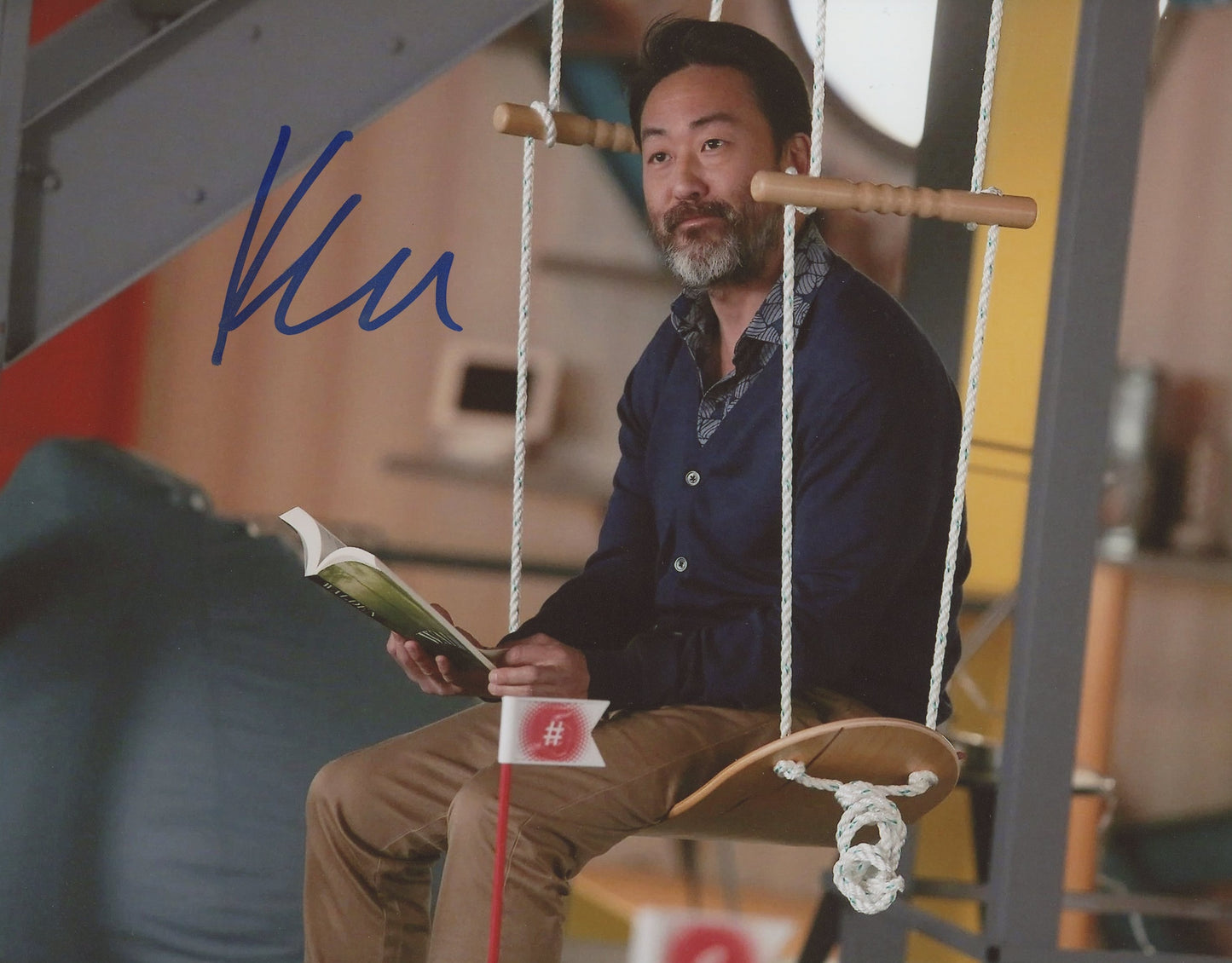 Kenneth Choi Signed 8x10 Photo