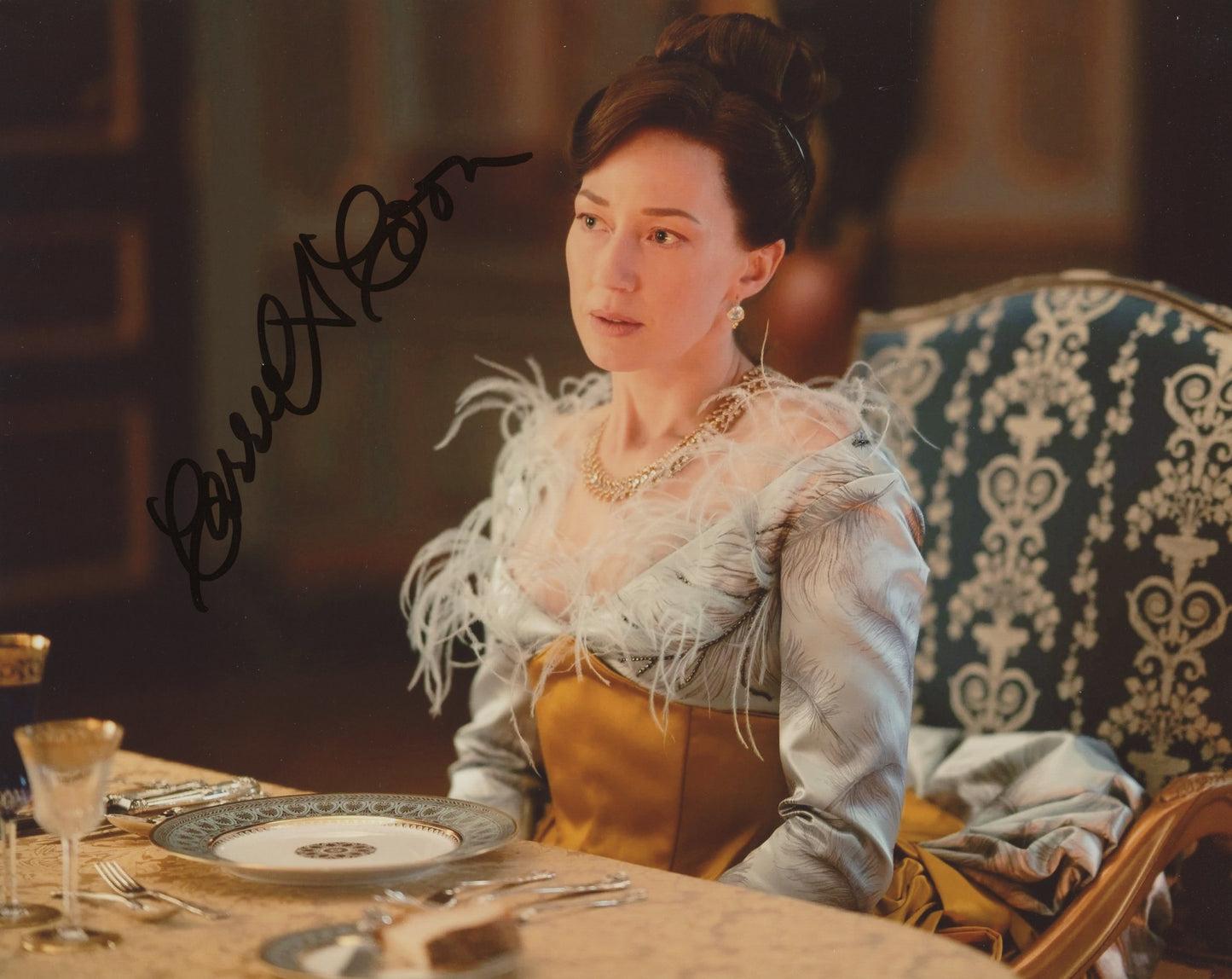 Carrie Coon Signed 8x10 Photo