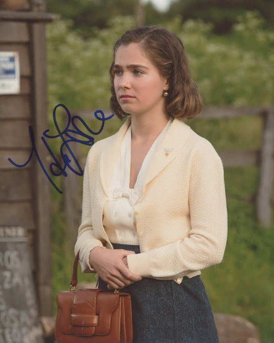 Haley Lu Richardson Signed 8x10 Photo