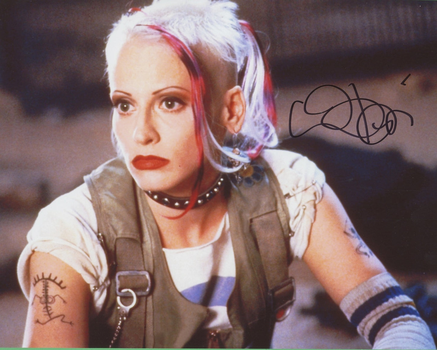 Lori Petty Signed 8x10 Photo