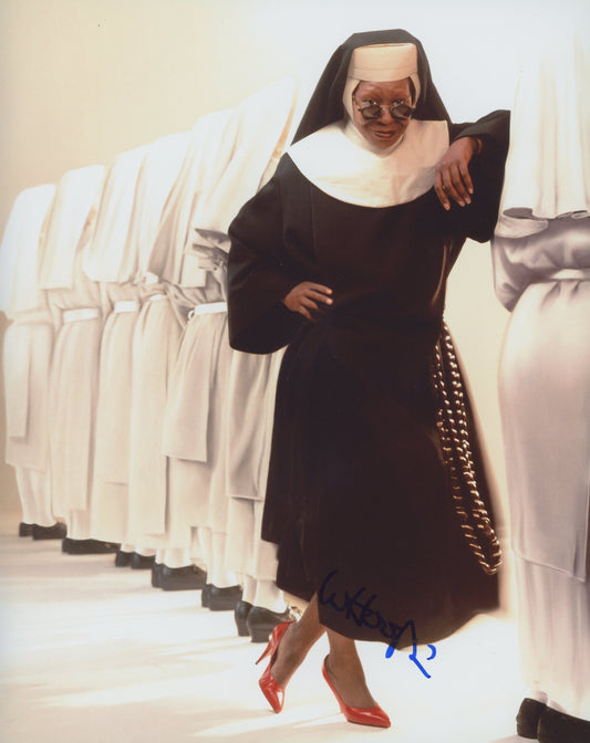Whoopi Goldberg Signed 8x10 Photo