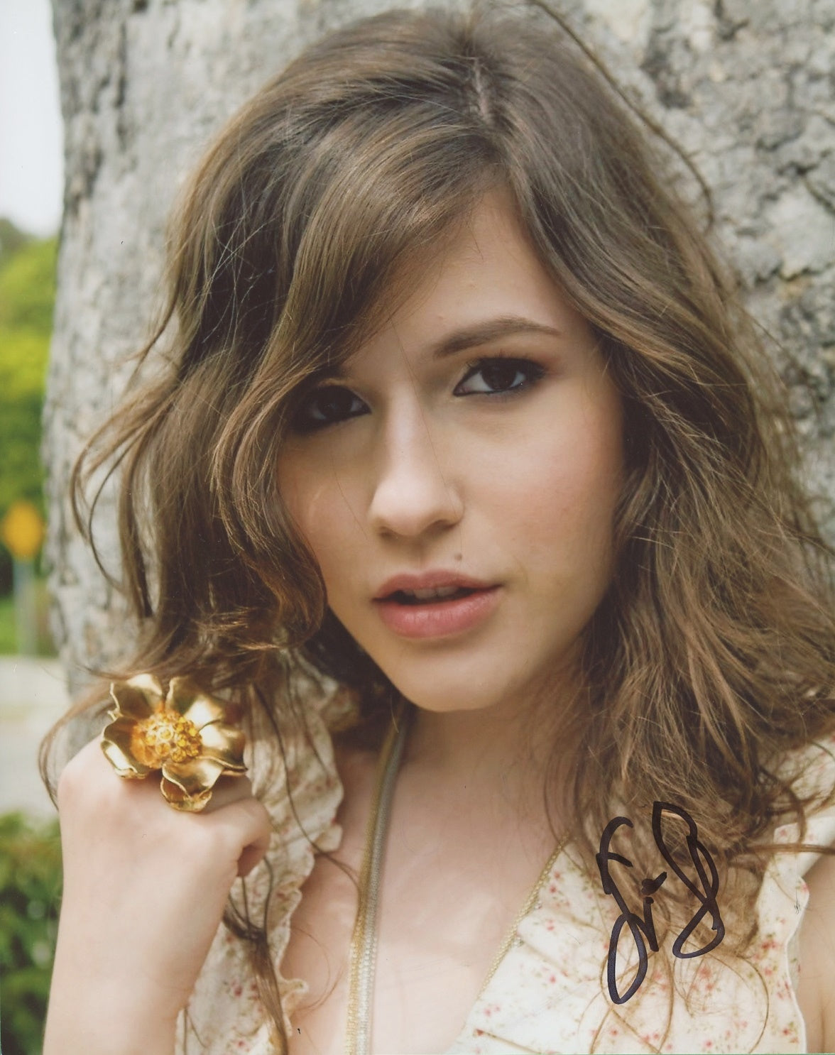 Erin Sanders Signed 8x10 Photo