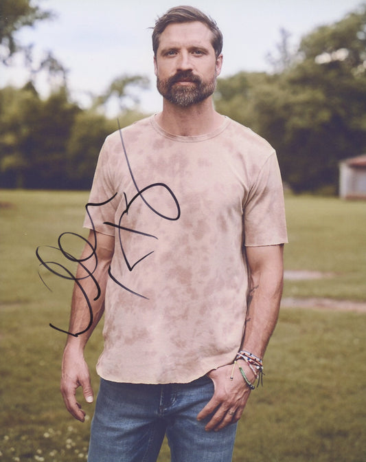 Walker Hayes Signed 8x10 Photo