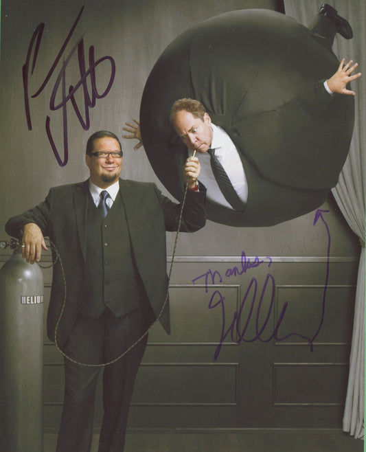 Penn & Teller Signed 8x10 Photo