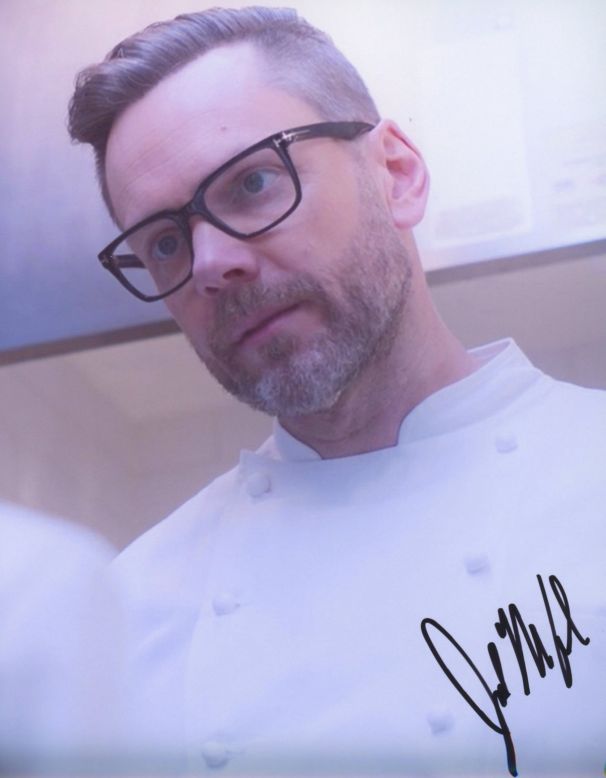 Joel McHale Signed 8x10 Photo