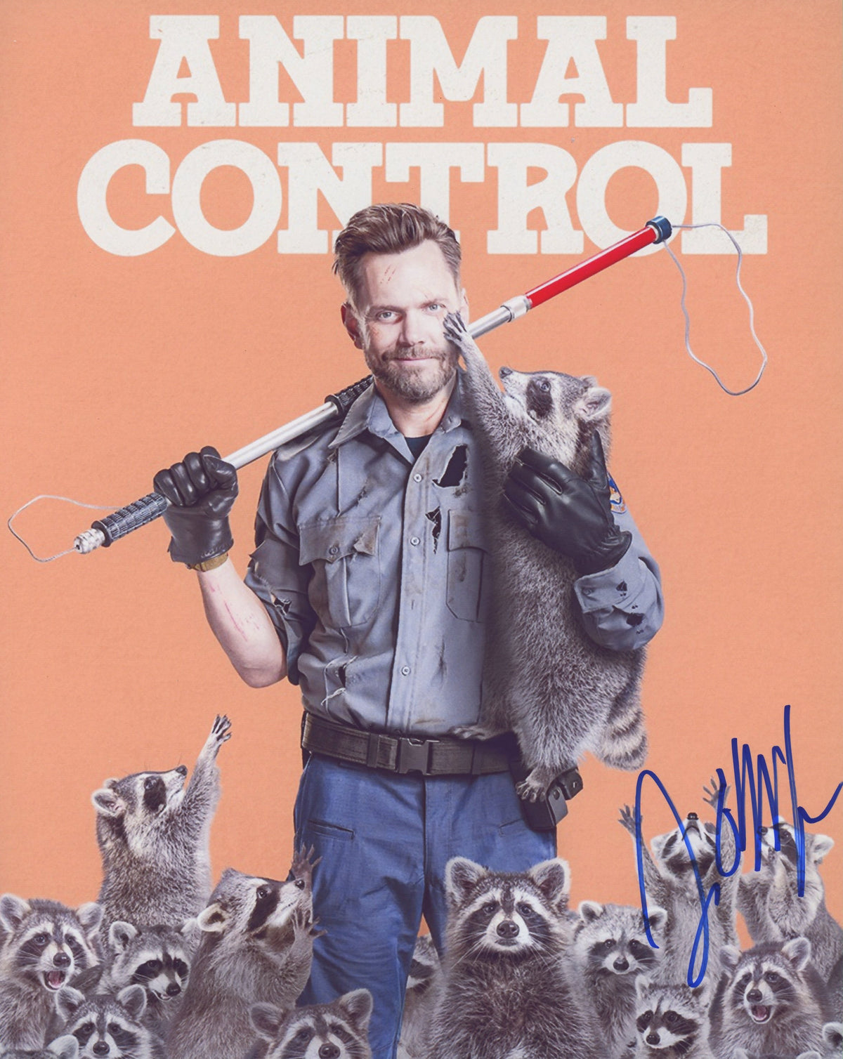 Joel McHale Signed 8x10 Photo