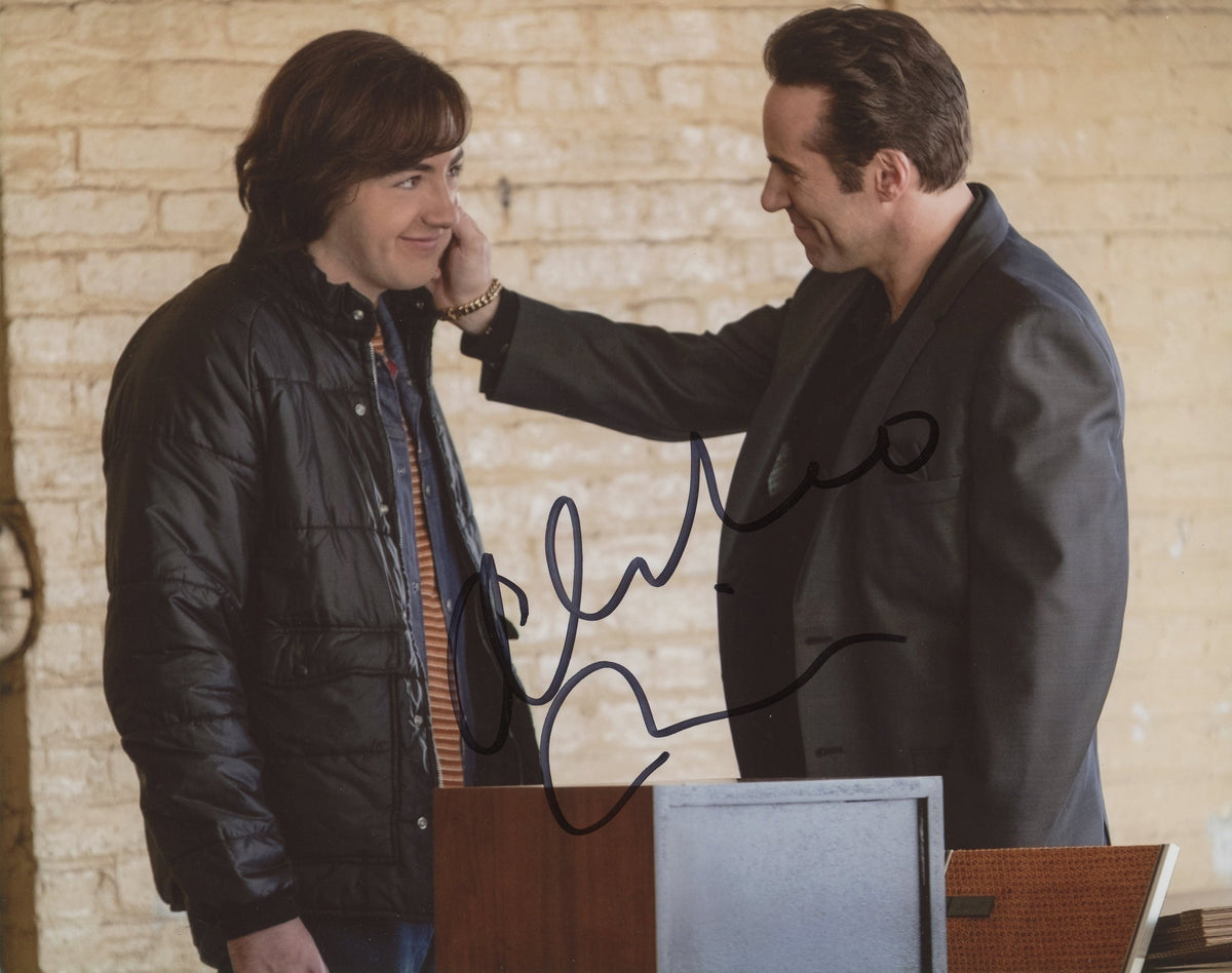 Alessandro Nivola Signed 8x10 Photo