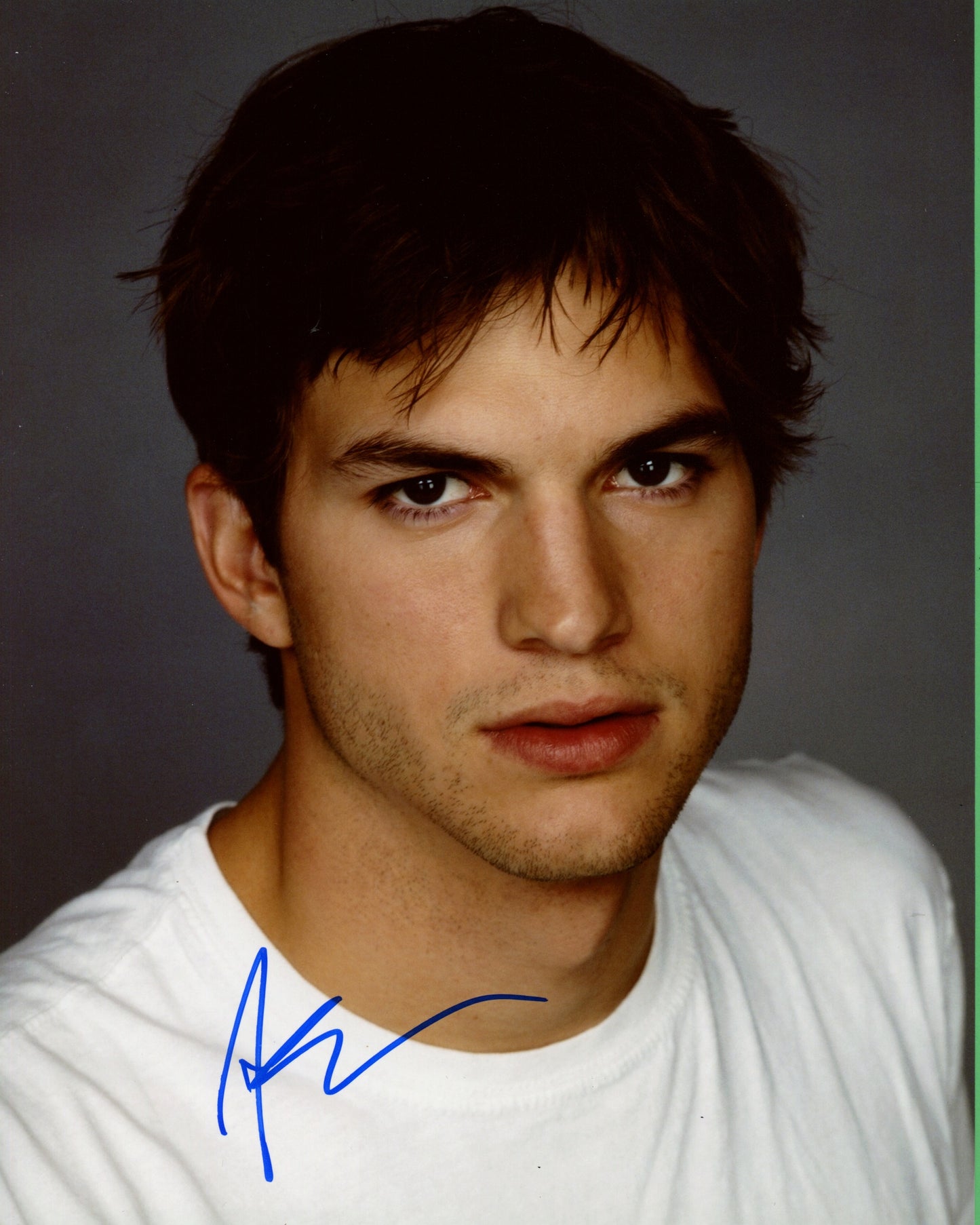 Ashton Kutcher Signed 8x10 Photo - Video Proof