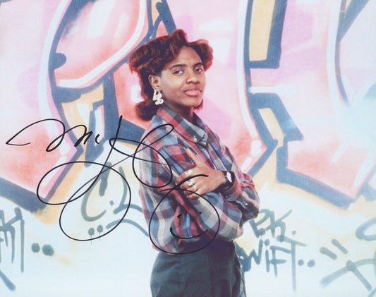 MC Lyte Signed 8x10 Photo