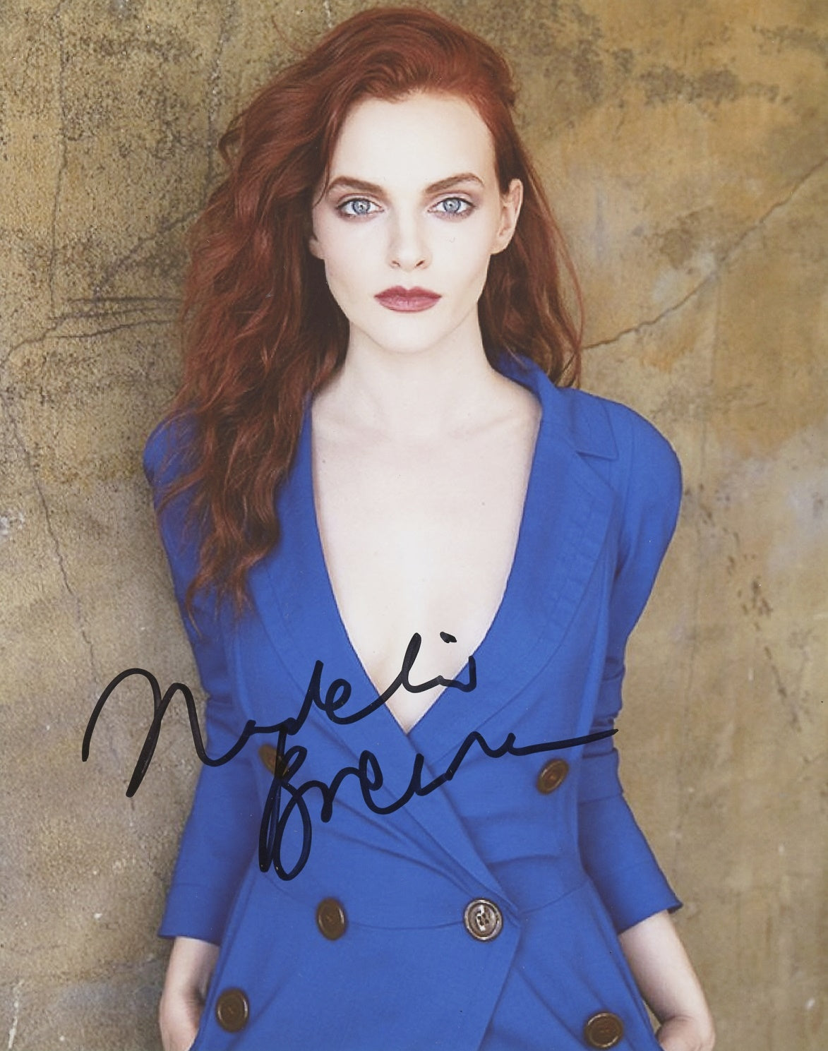 Madeline Brewer Signed 8x10 Photo - Video Proof