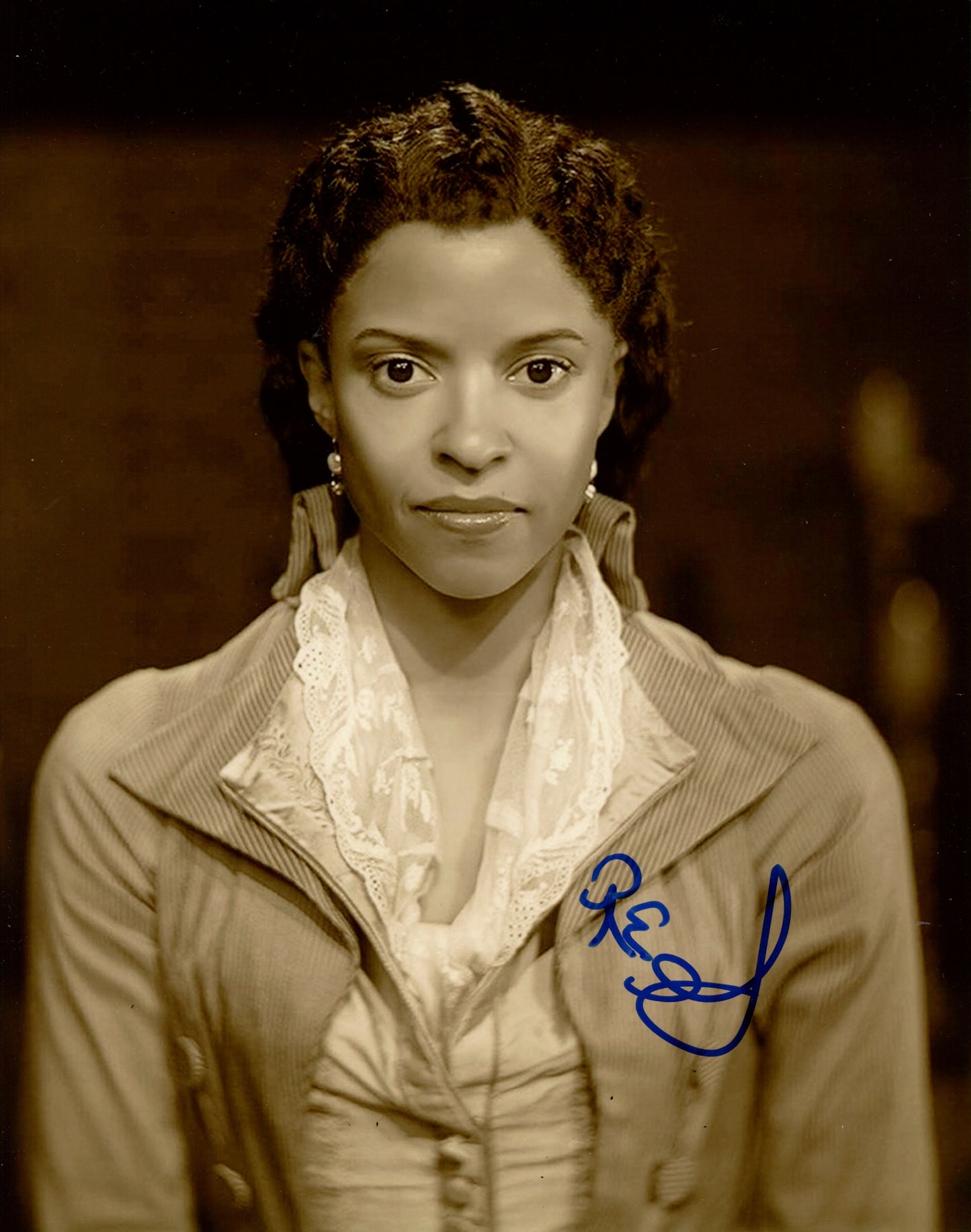 Renee Elise Goldsberry Signed 8x10 Photo