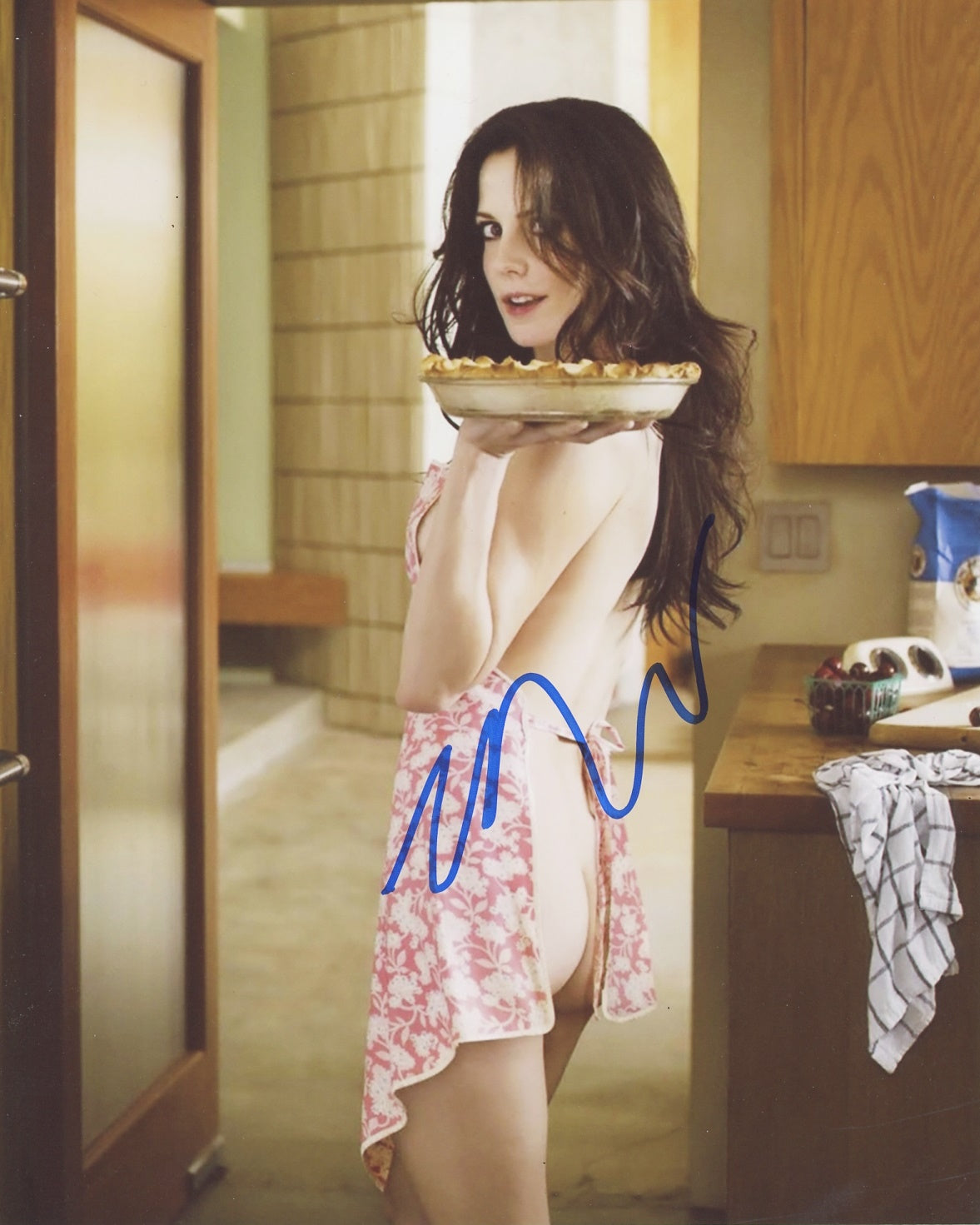 Mary Louise Parker Signed 8x10 Photo