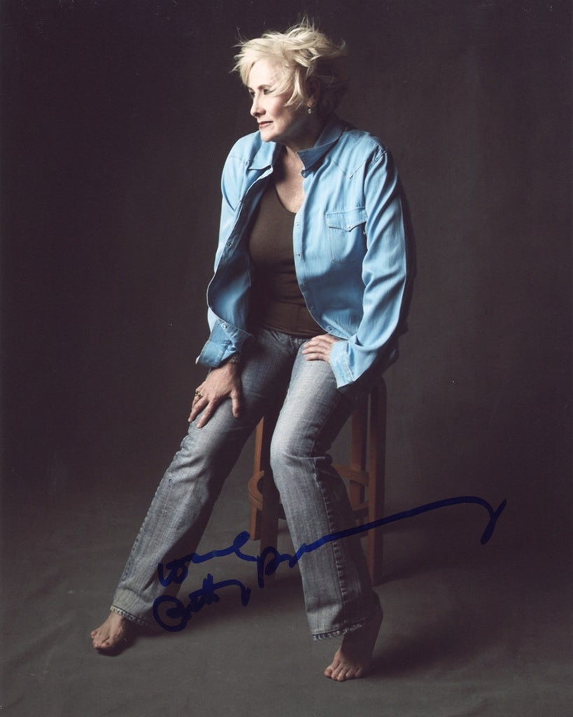 Betty Buckley Signed 8x10 Photo