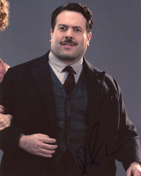 Dan Fogler Signed 8x10 Photo