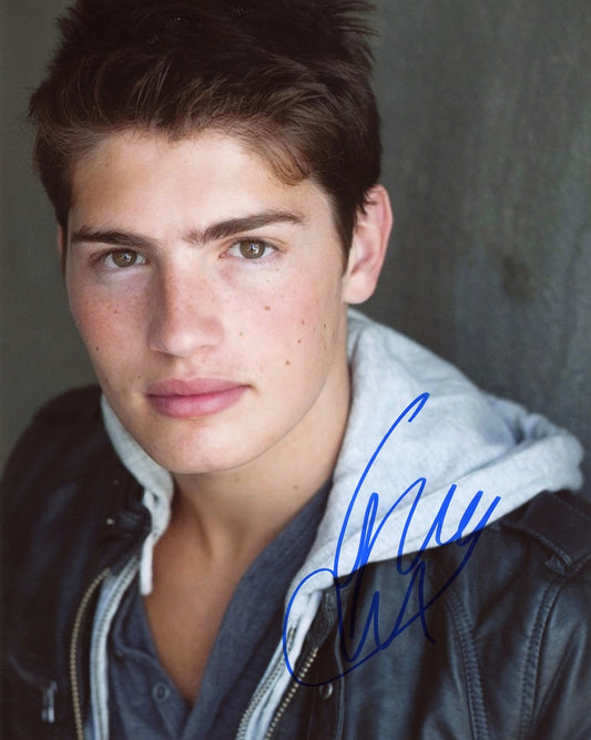 Gregg Sulkin Signed 8x10 Photo - Video Proof