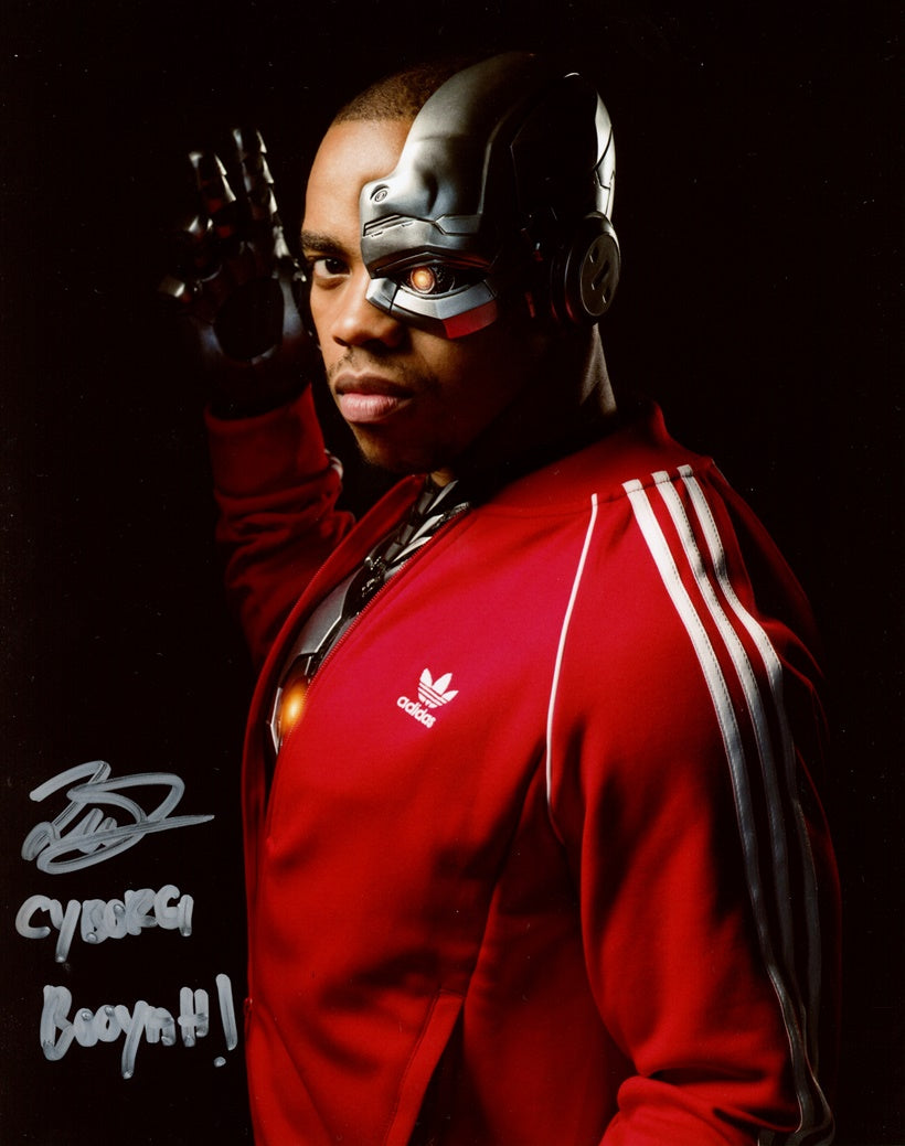 Joivan Wade Signed 8x10 Photo - Proof