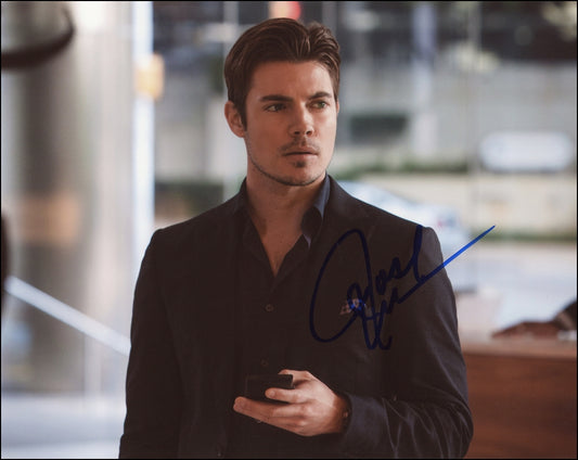 Josh Henderson Signed 8x10 Photo