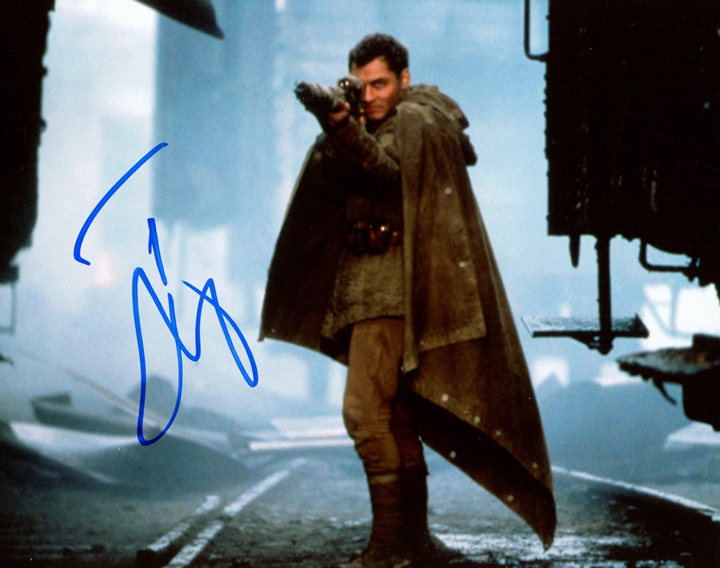 Jude Law Signed 8x10 Photo