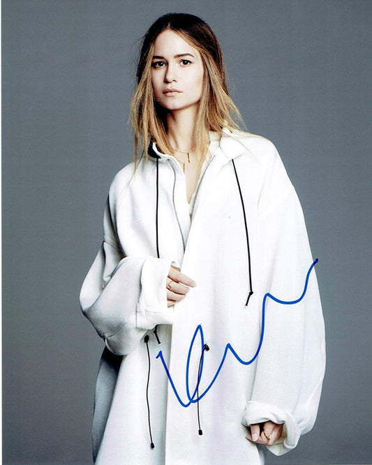 Katherine Waterston Signed 8x10 Photo