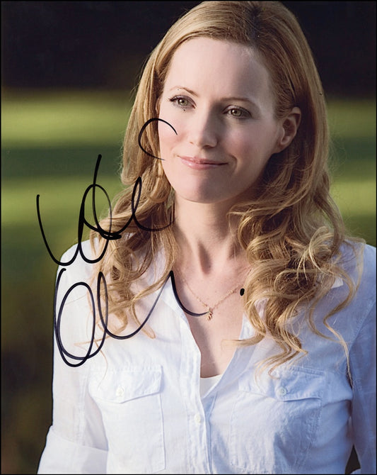 Leslie Mann Signed 8x10 Photo