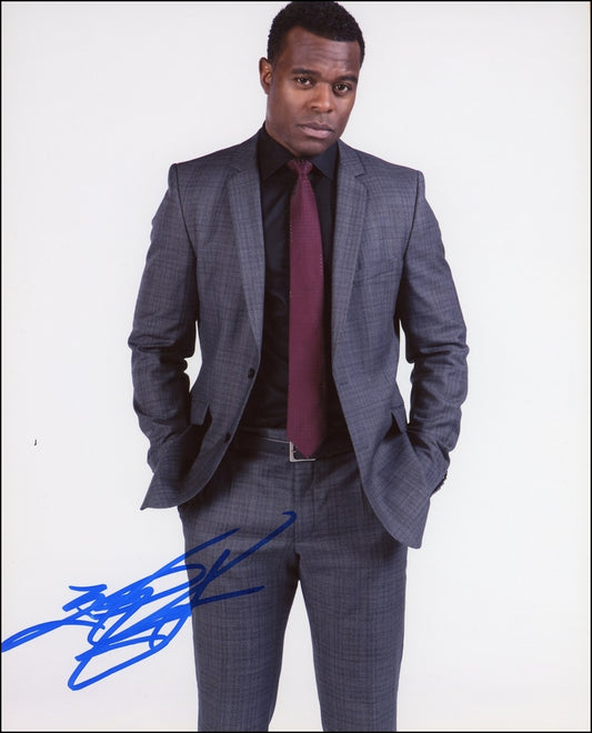 Lyriq Bent Signed 8x10 Photo