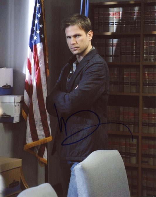 Matthew Davis Signed 8x10 Photo