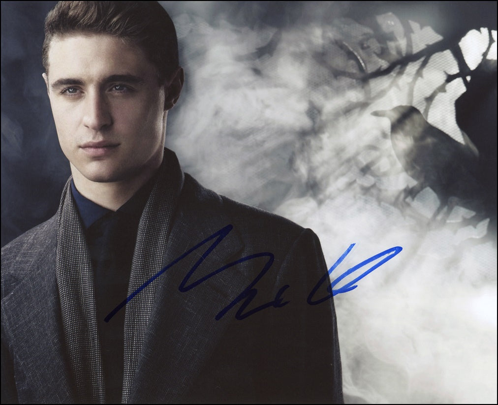 Max Irons Signed 8x10 Photo