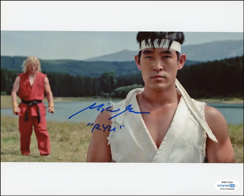 Mike Moh Signed 8x10 Photo - Proof