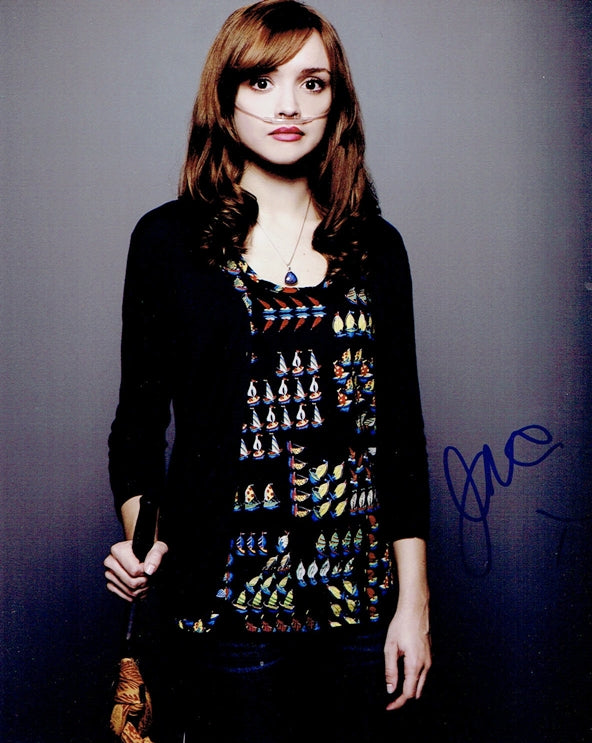 Olivia Cooke Signed 8x10 Photo - Video Proof